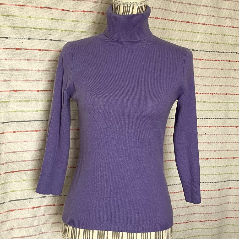 Cashmere Express Turtle Neck Purple NEW soft lightweight  warm gorgeous staple